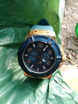 Reloj Guess Acero Azul y Dorado