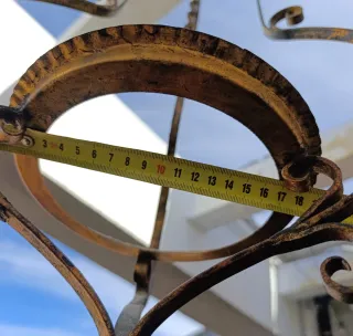 Colgador forja maceta