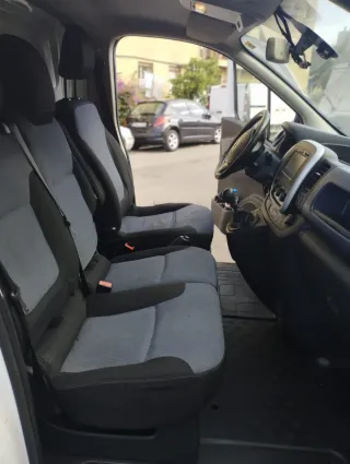 Opel Vivaro 2015