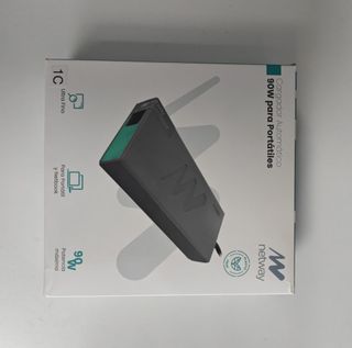 Cargador automático Netway 90W para portátiles