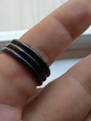 Anillo Oro 18k y Titanio con Circonitas