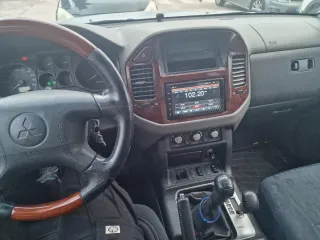 Mitsubishi Montero 2004