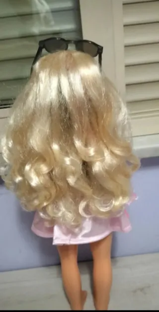 Nancy Un día en París Muñeca