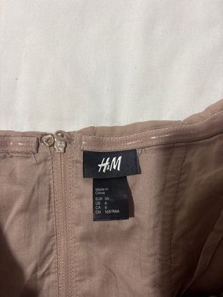 Vestido fiesta marrón corto