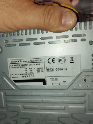 Auto Radio Sony CDX-GT230