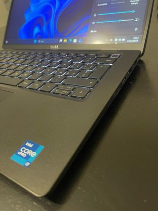 Dell Latitude 7420 i7 11th 16GB 256 WIN11 Pro FHD