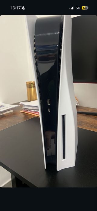 PlayStation 5 + Mando