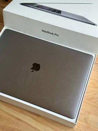 MacBook Pro 15" 16 Ram 256