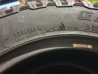 Neumáticos General Grabber AT3 235/65R16