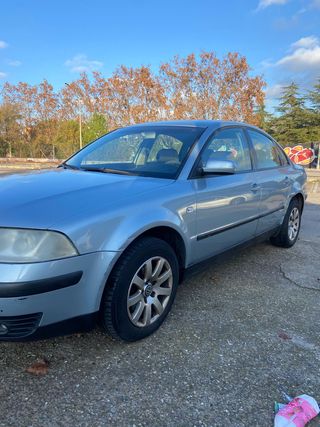 Volkswagen Passat 2003