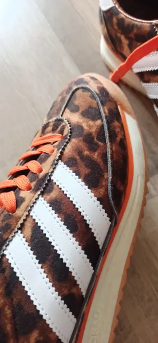 Zapatillas Adidas leopardo