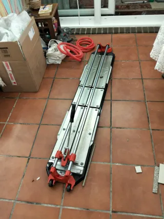 Albañilería general,  666 67 12 60