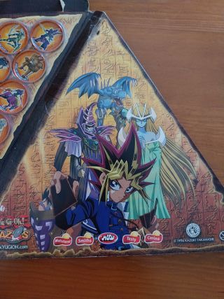 Coleção completa 50 tazos Yu Gi Oh com álbum