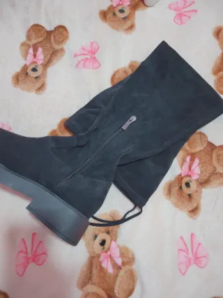 Botas altas por la rodilla mosqueteras terciopelo