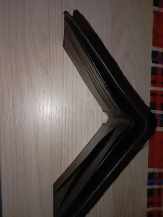 Portafoglio uomo nero