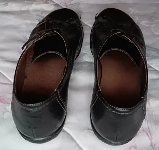 Zapatos negros de piel