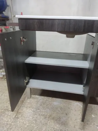 Mueble de baño con lavabo