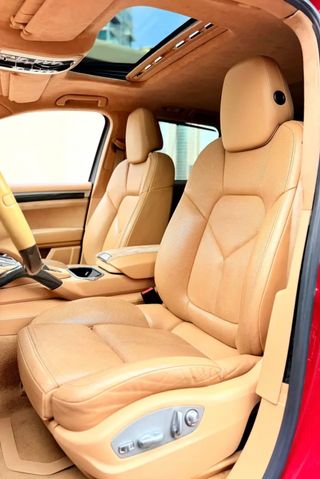 Porsche Cayenne GTS 2013