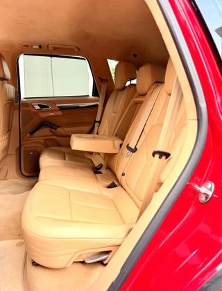 Porsche Cayenne GTS 2013