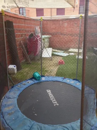 Cama elástica infantil