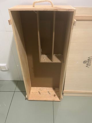 Caja de madera con tapa