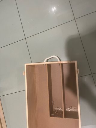 Caja de madera con tapa