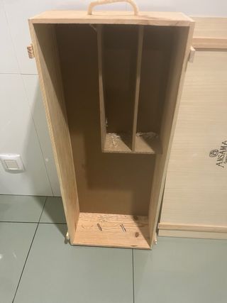 Caja de madera con tapa
