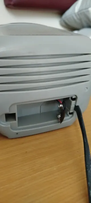 Radio Despertador Aiwa Gris