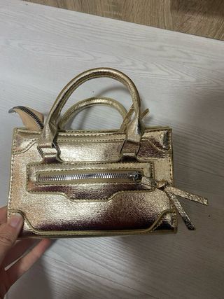 Bolso dorado metalizado