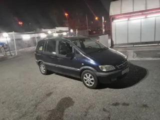 Opel Zafira 2004
