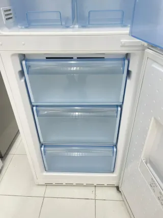 Nevera Balay Blanca altura 2mtr con garntia