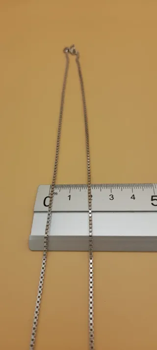 Cadena de oro blanco 18kt.