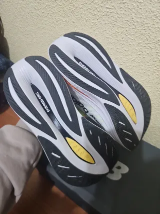 Zapatillas New Balance FuelCell Running Blancas Na