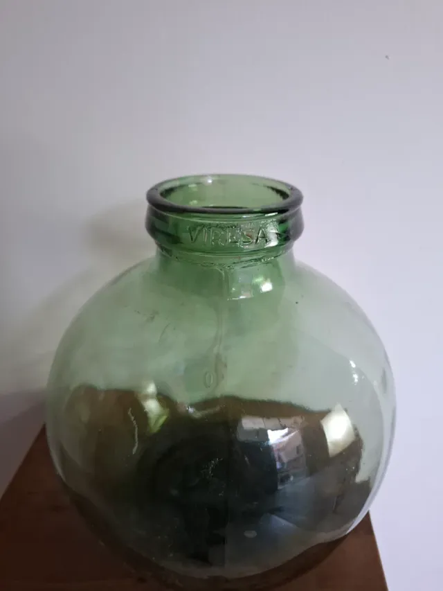 Damajuana verde vintage