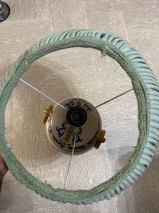 Lampada in ceramica decorata