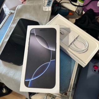 iPhone 16 Pro Max 512GB gris espacial