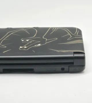 Near Mint Console Nintendo 3ds XL tema Charizard