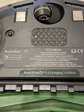 Aspirador Roomba i7 Averiado