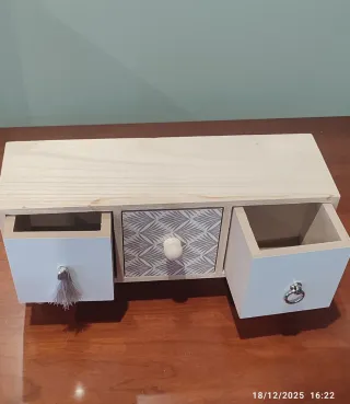 Joyero elegante nuevo