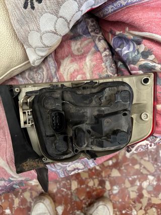 Piloto trasero derecho original a4 b7