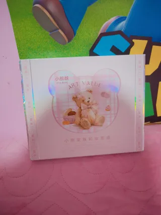 Set de maquillaje Art Value y collar