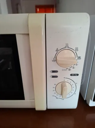 Microondas con Grill Blanco