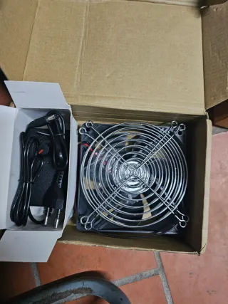 Ventilador Noctua con controlador velocidad