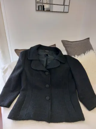 Chaqueta Mango Negra Botones Joya