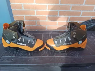 Koflach carcasa de botas montaña.