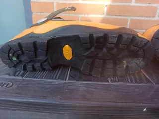 Koflach carcasa de botas montaña.