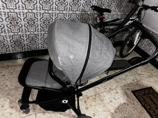 Silla de coche bebé gris