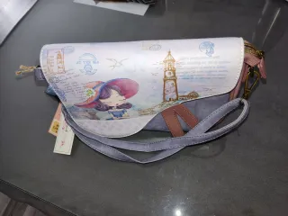 Bolso bandolera con diseño de faro y chica