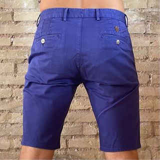 Pantalón corto azul
