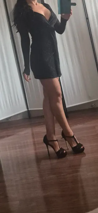 Vestido fiesta Pull&Bear negro brillante